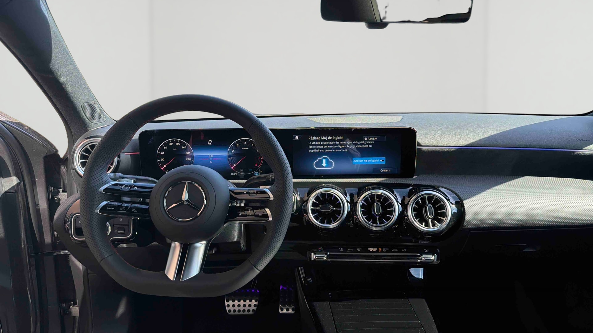 Mercedes-Benz Classe A 200 Star Edition — photo 20