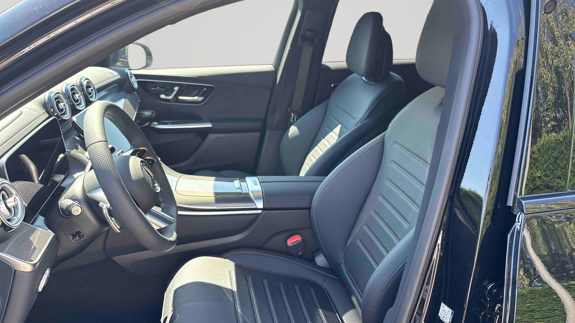 Mercedes-Benz GLC 300 e Hybrid EQ 4Matic AMG Line + — Siège conducteur