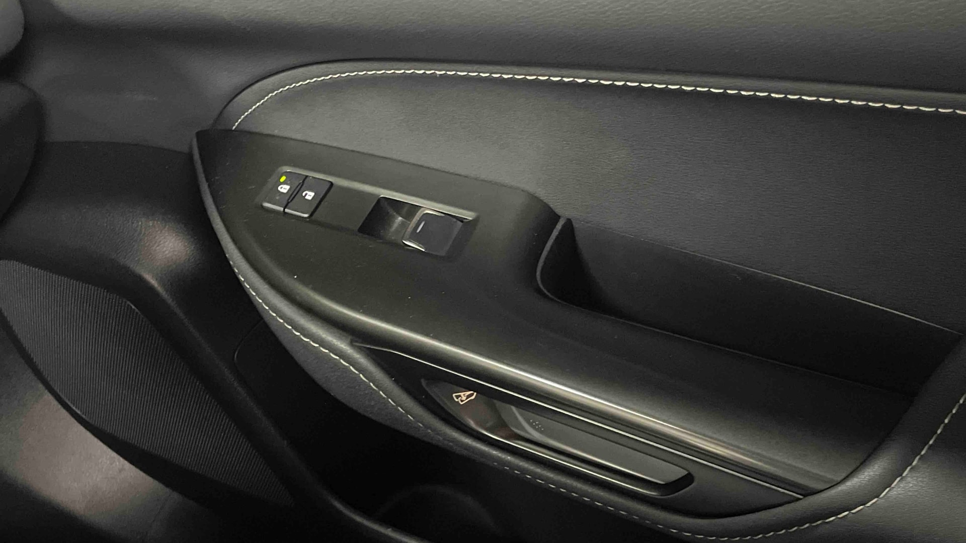 Lexus NX 450h+ 4WD Hybride Rechargeable Luxe — photo 33