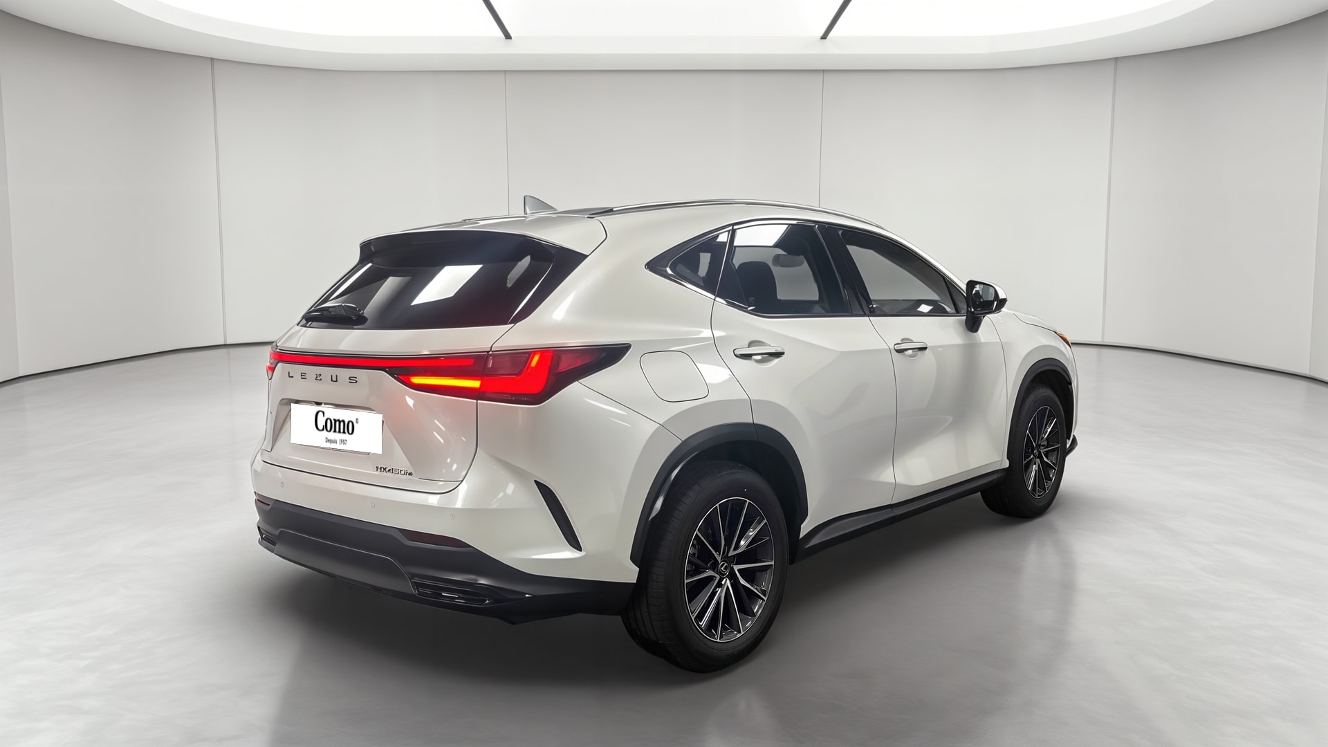 Lexus NX 450h+ 4WD Hybride Rechargeable Luxe — 3/4 arrière droit