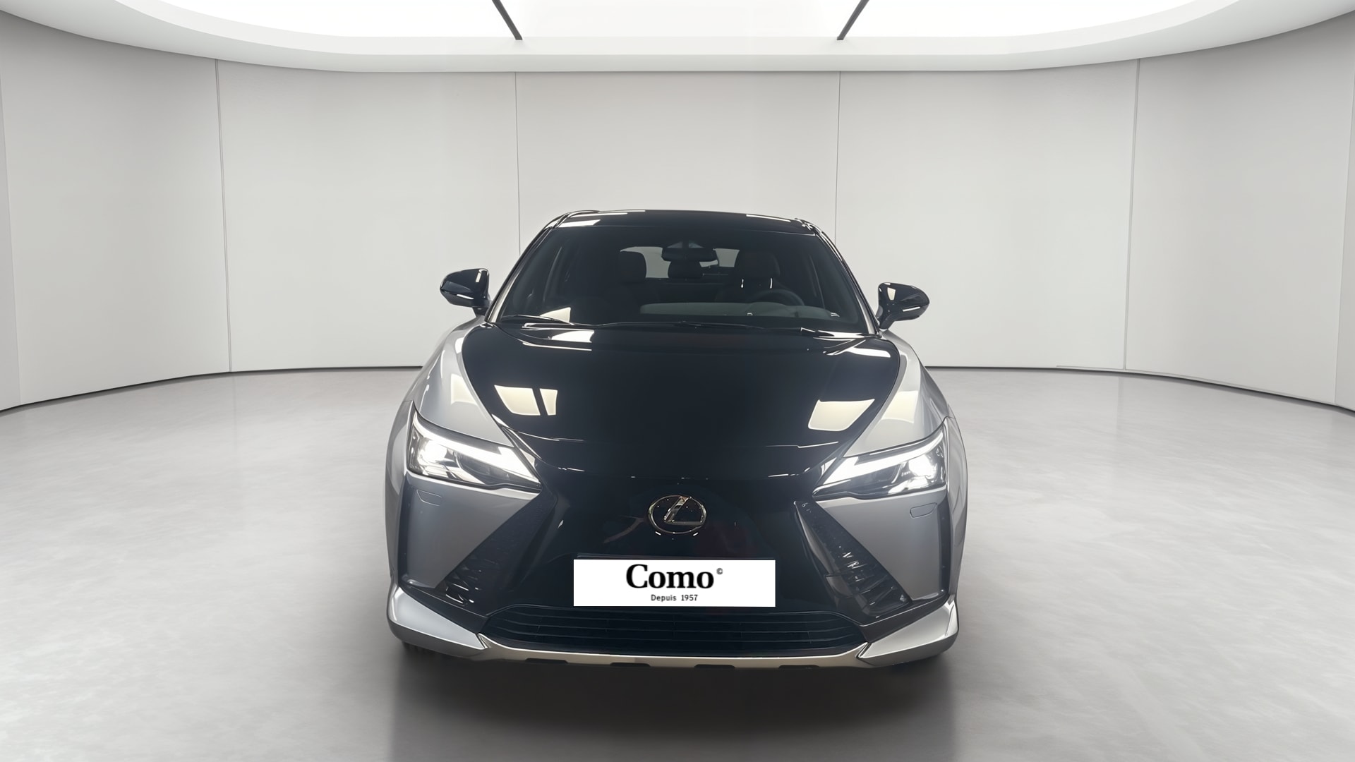 Lexus RZ 500e Executive — Face avant