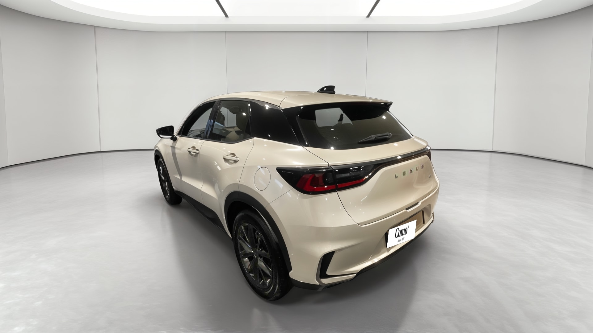 Lexus LBX 2WD Elegant — 3/4 arrière gauche