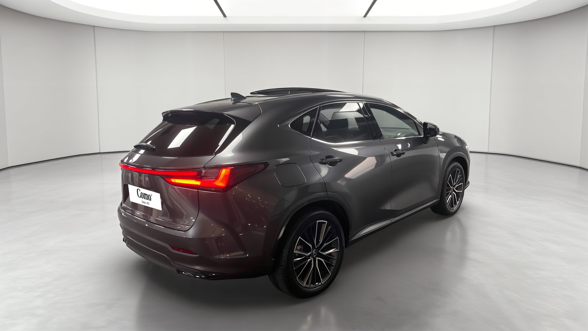 Lexus NX 450h+ 4WD Hybride Rechargeable Executive — 3/4 arrière droit