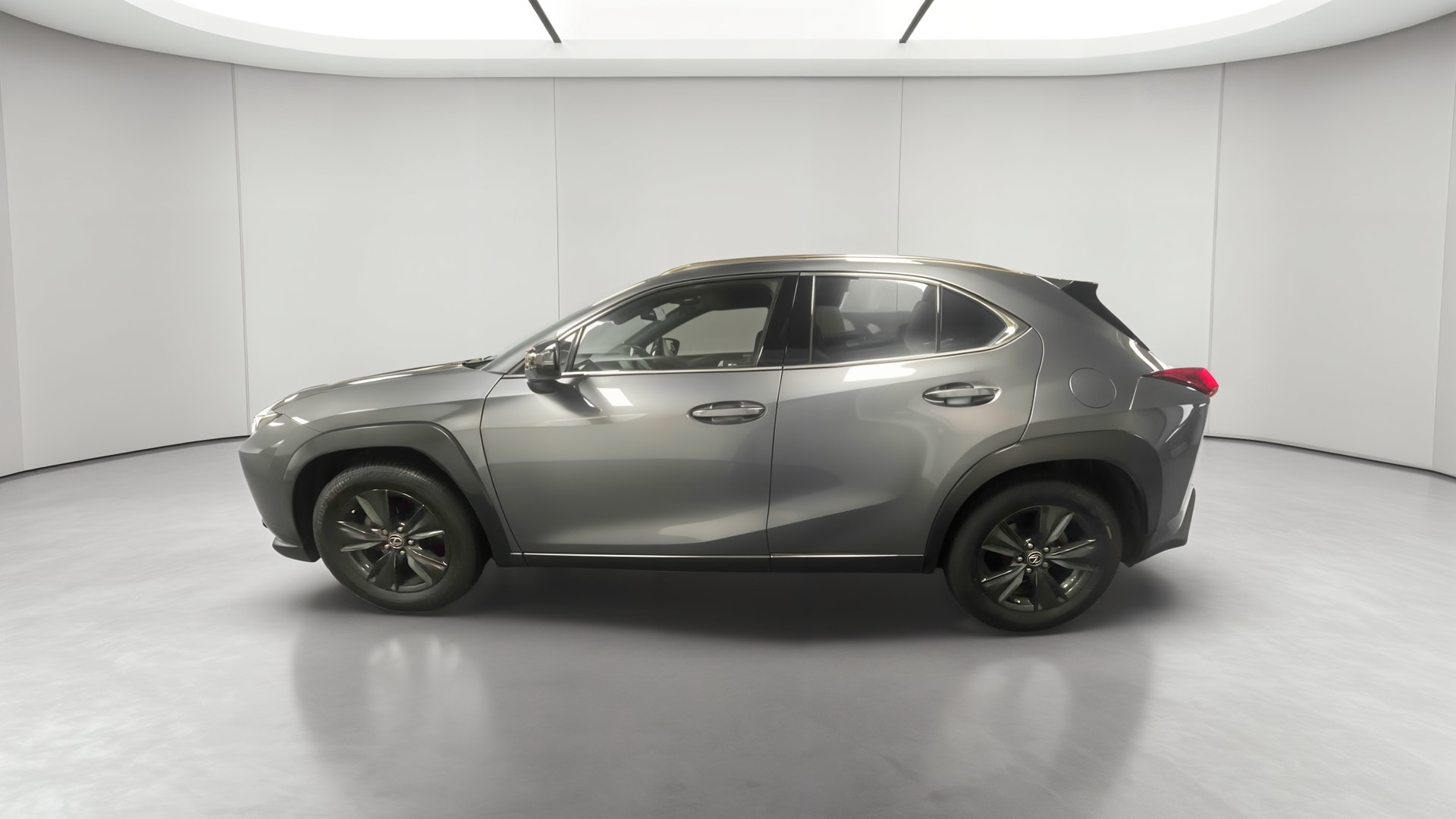 Lexus UX 250h 2WD Luxe — Profil gauche