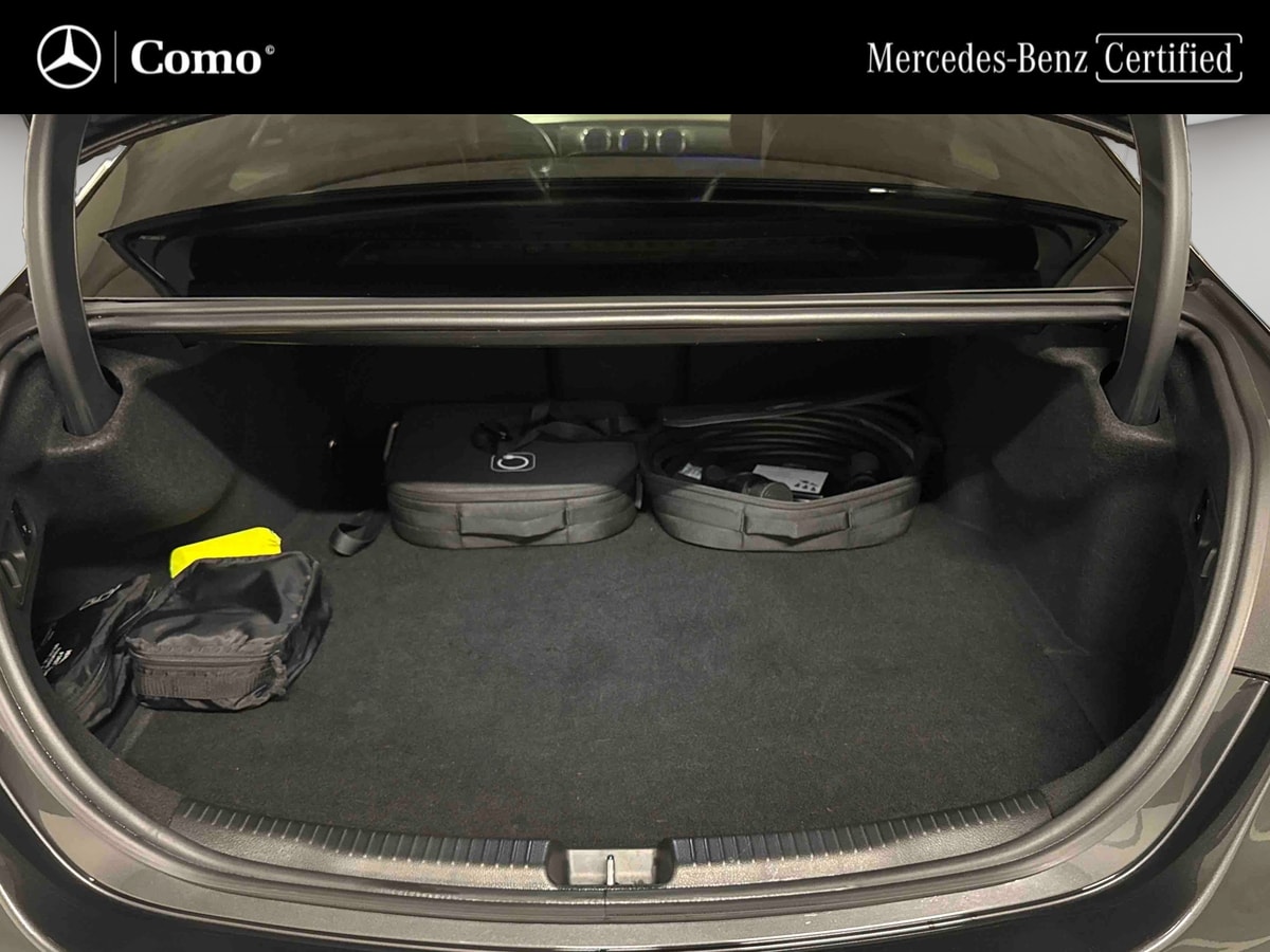 Mercedes-Benz Classe C 300 e 9G-Tronic e-Hybrid EQ AMG Line — Coffre