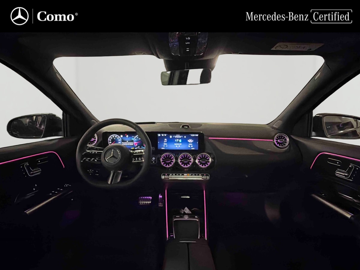 Mercedes-Benz GLA 200 7G-DCT AMG Line — photo 16