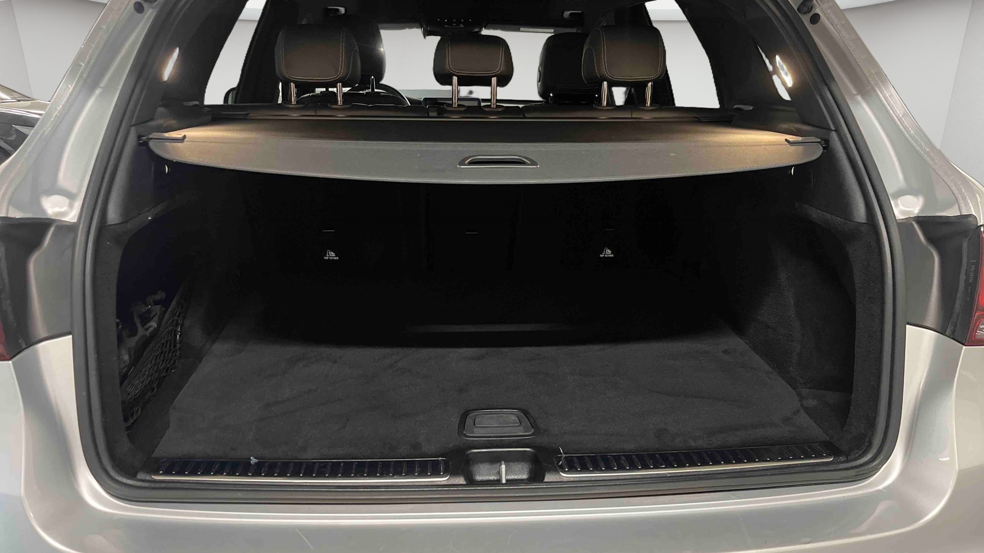 Mercedes-Benz GLC 200 d 9G-Tronic AMG Line — Coffre