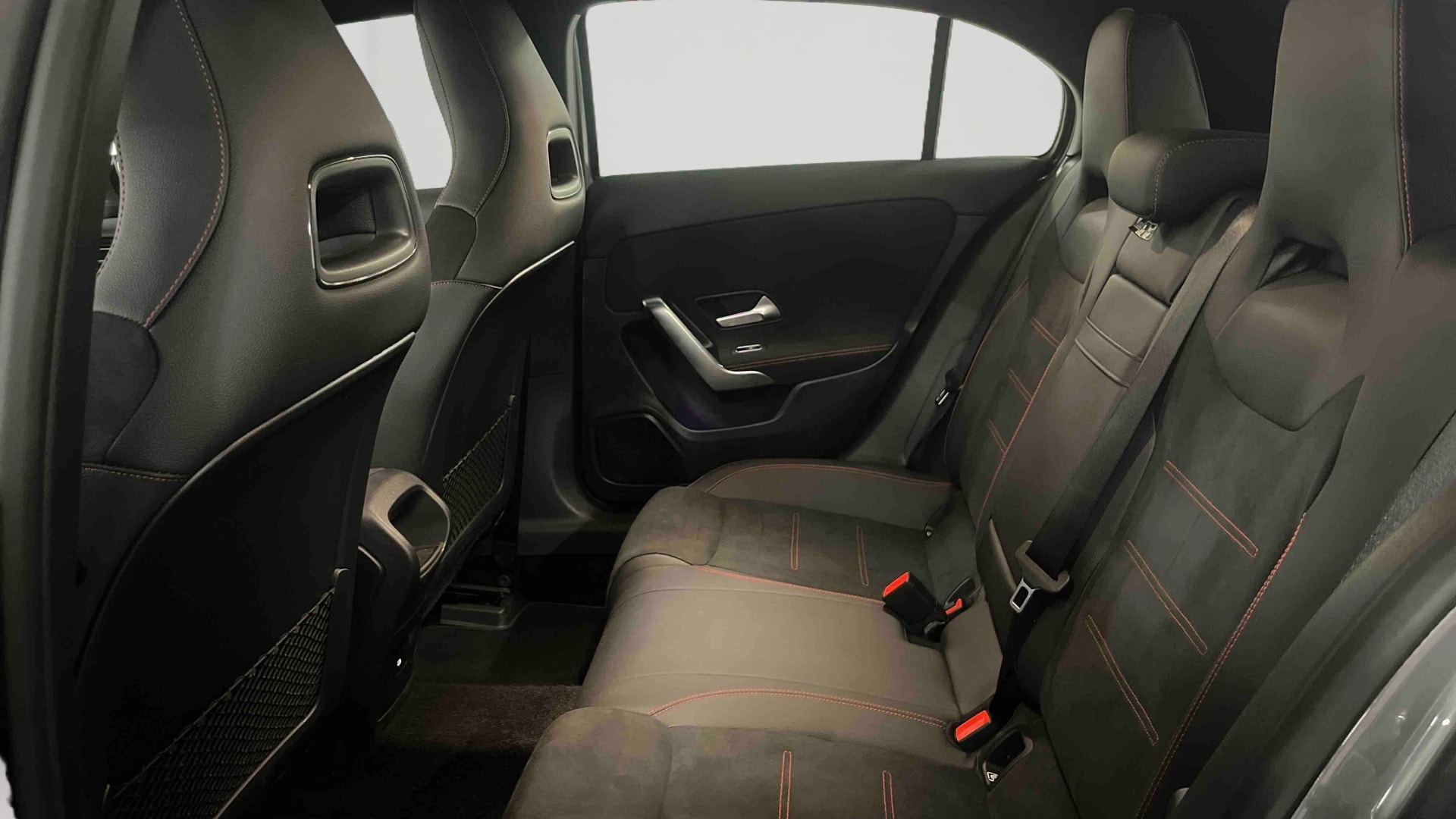 Mercedes-Benz Classe A 180 AMG Line — Siège arrière gauche