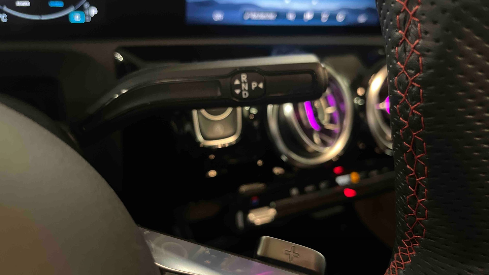 Mercedes-Benz Classe A 180 AMG Line — photo 21