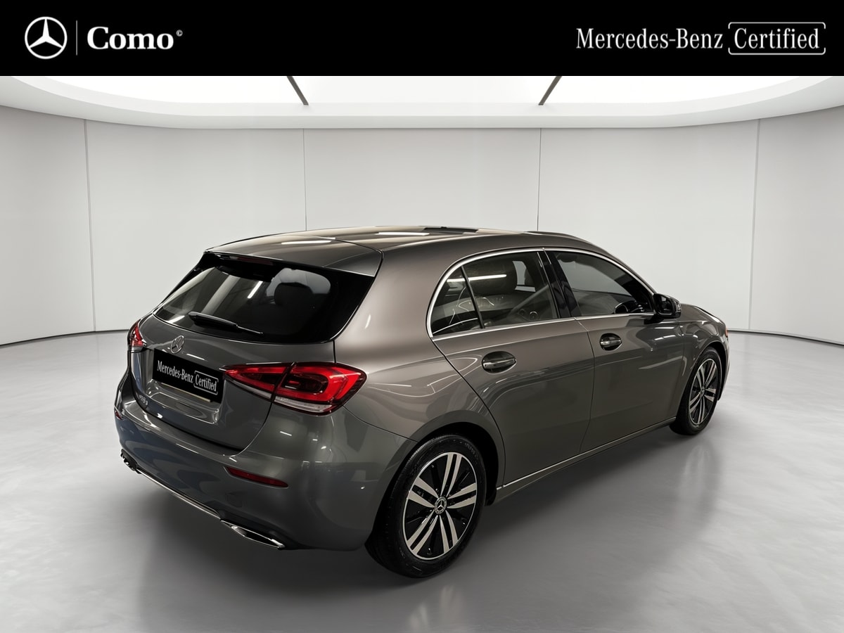 Mercedes-Benz Classe A 180 d 8G-DCT Progressive Line — 3/4 arrière droit