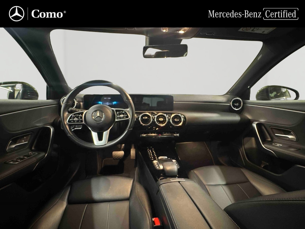 Mercedes-Benz Classe A 180 d 8G-DCT Progressive Line — Planche de bord