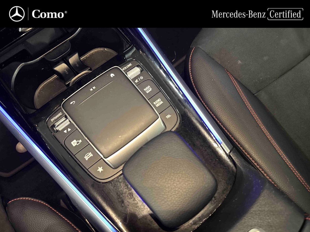 Mercedes-Benz EQB 250+ AMG Line — photo 18