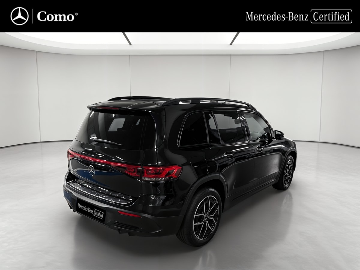Mercedes-Benz EQB 250+ AMG Line — 3/4 arrière droit