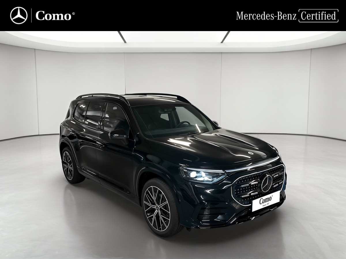Mercedes-Benz GLB 220 Business Line Executive — 3/4 avant droit