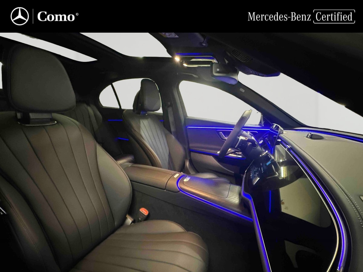 Mercedes-Benz Classe E 300 e Hybrid EQ 9G-Tronic AMG Line + — Poste de pilotage