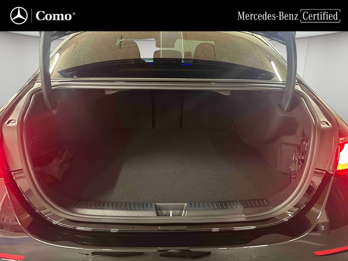 Mercedes-Benz Classe E 300 e Hybrid EQ 9G-Tronic AMG Line + — Coffre