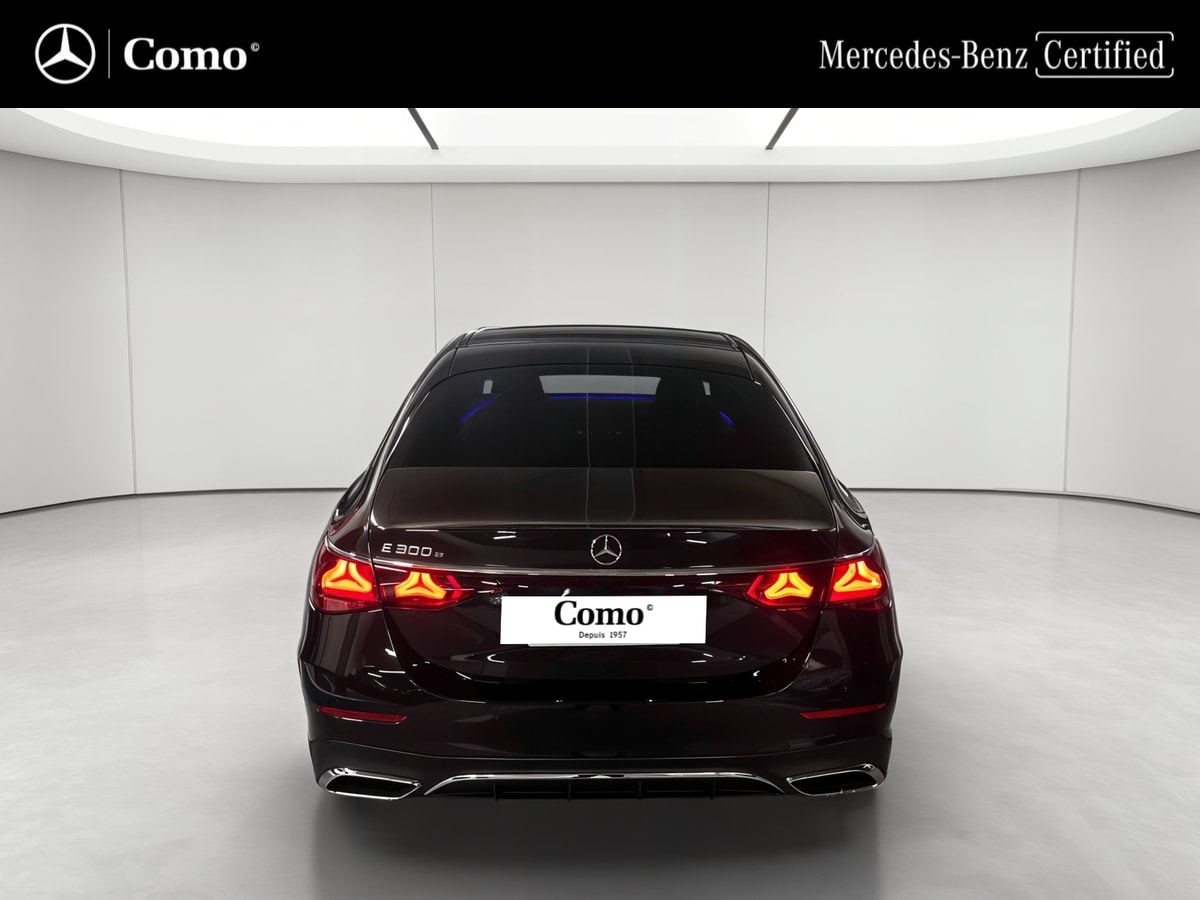 Mercedes-Benz Classe E 300 e Hybrid EQ 9G-Tronic AMG Line + — Face arrière