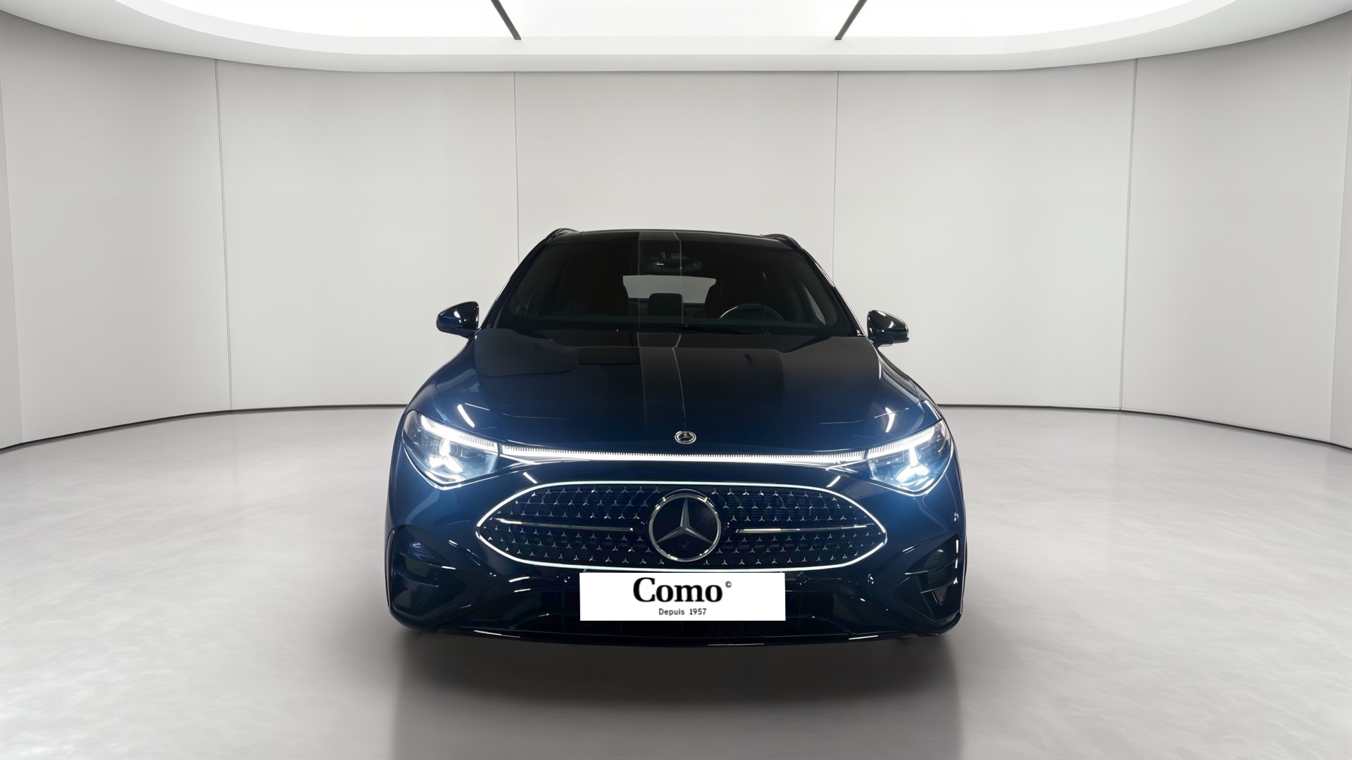 Mercedes-Benz CLA Shooting Brake 200 AMG Line — Face avant