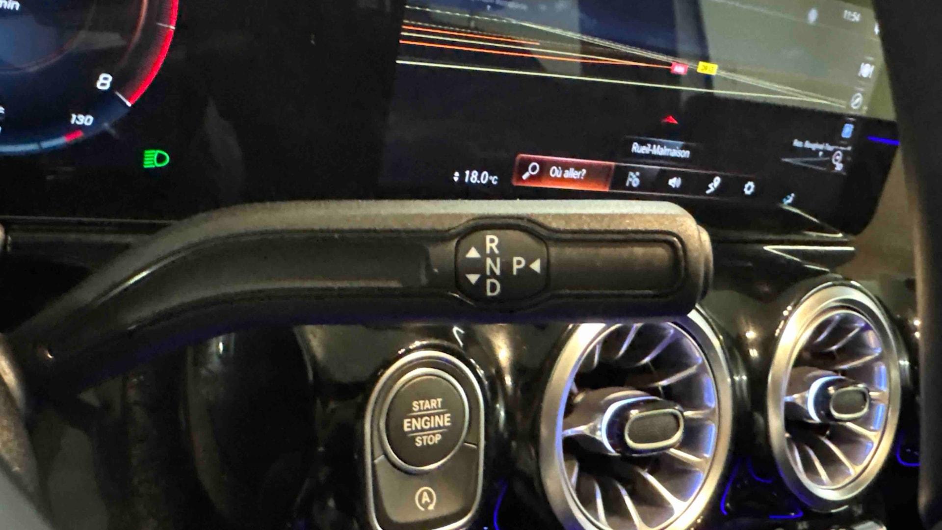 Mercedes-Benz Classe B 200 7G-DCT AMG Line Edition — photo 21