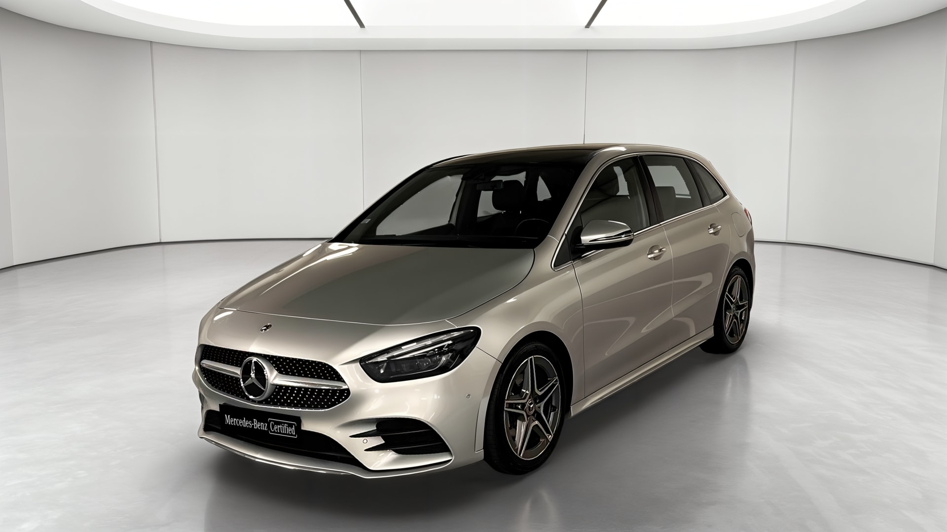 Mercedes-Benz Classe B 200 7G-DCT AMG Line Edition — 3/4 avant gauche