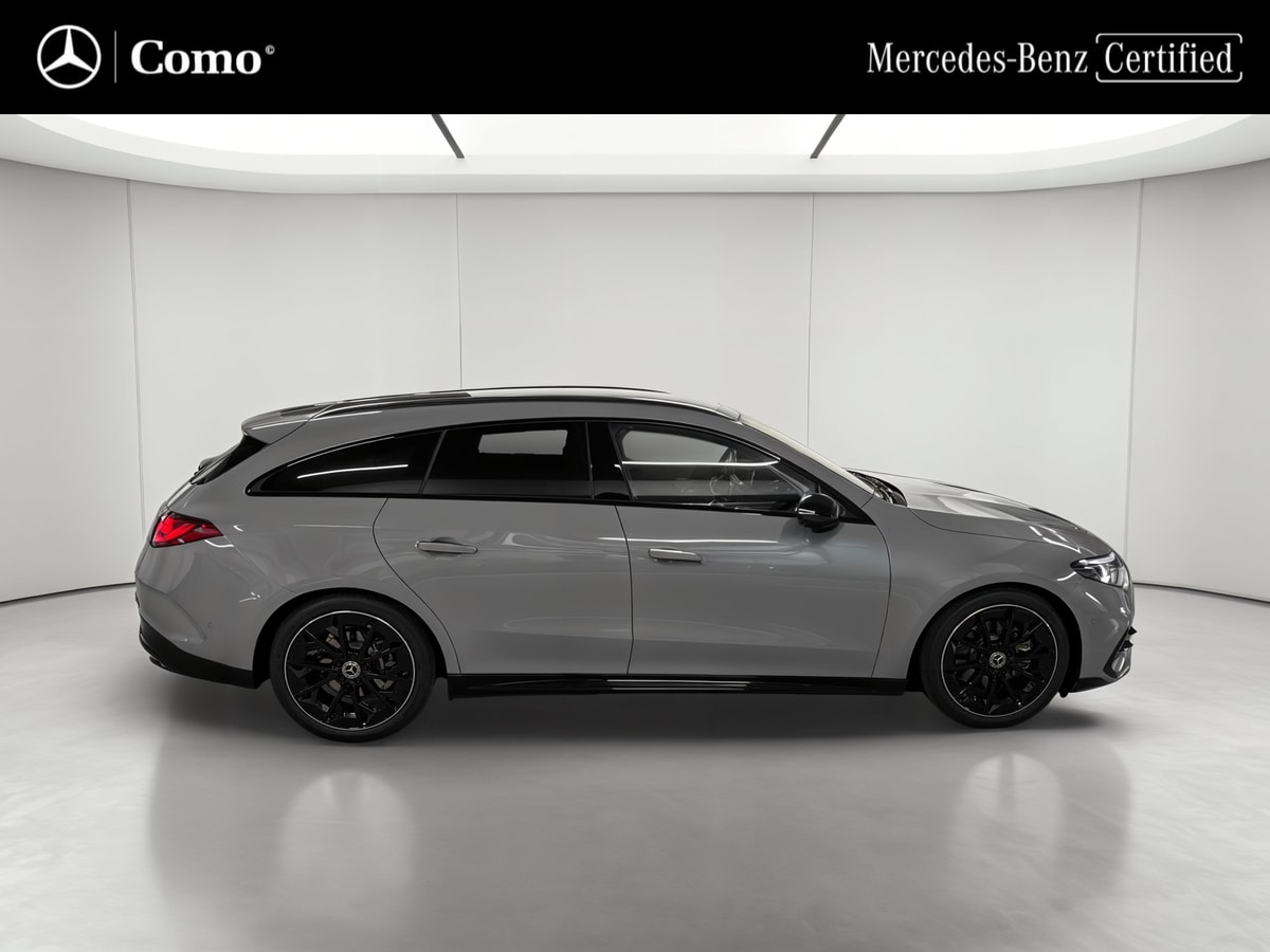 Mercedes-Benz CLA Shooting Brake 220 AMG Line — Profil droit