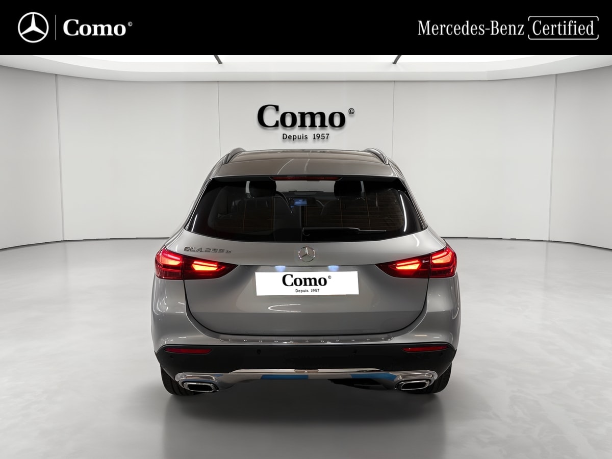 Mercedes-Benz GLA 250 e Hybrid EQ 8G-DCT Business Line — Face arrière