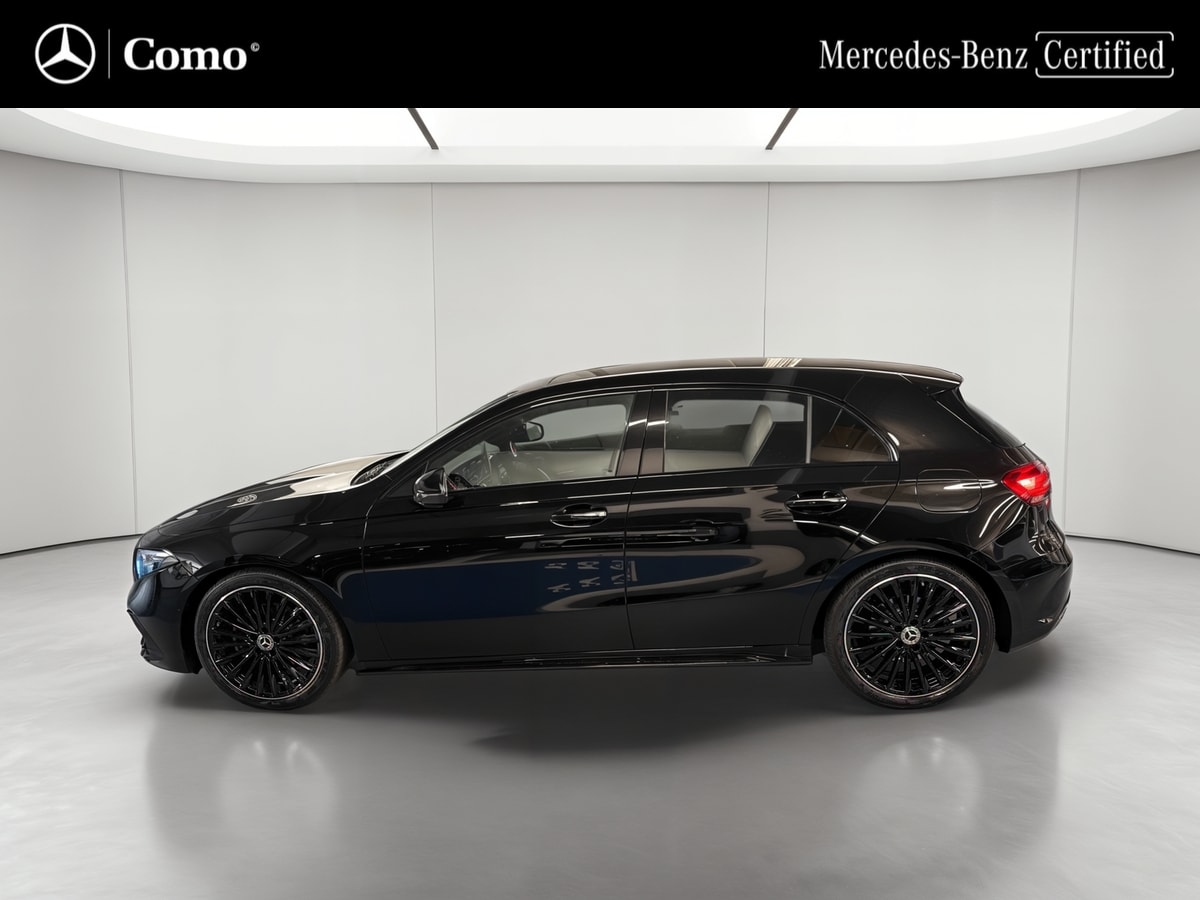 Mercedes-Benz Classe A 200 AMG Line — Profil gauche