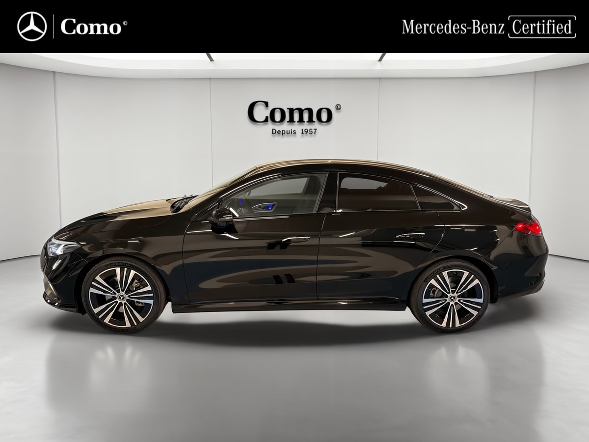 Mercedes-Benz CLA 250+ avec technologie EQ Business Edition — Profil gauche