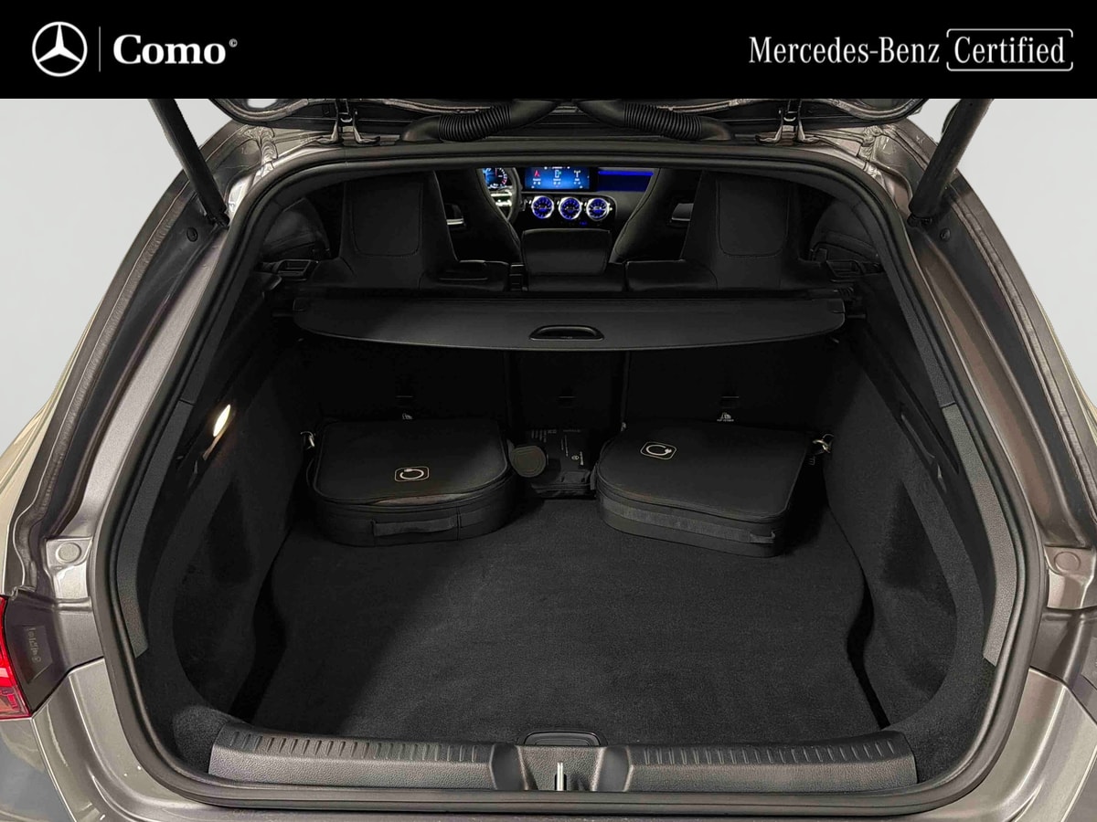 Mercedes-Benz CLA Shooting Brake 250 e Hybrid EQ 8G-DCT AMG Line — Coffre