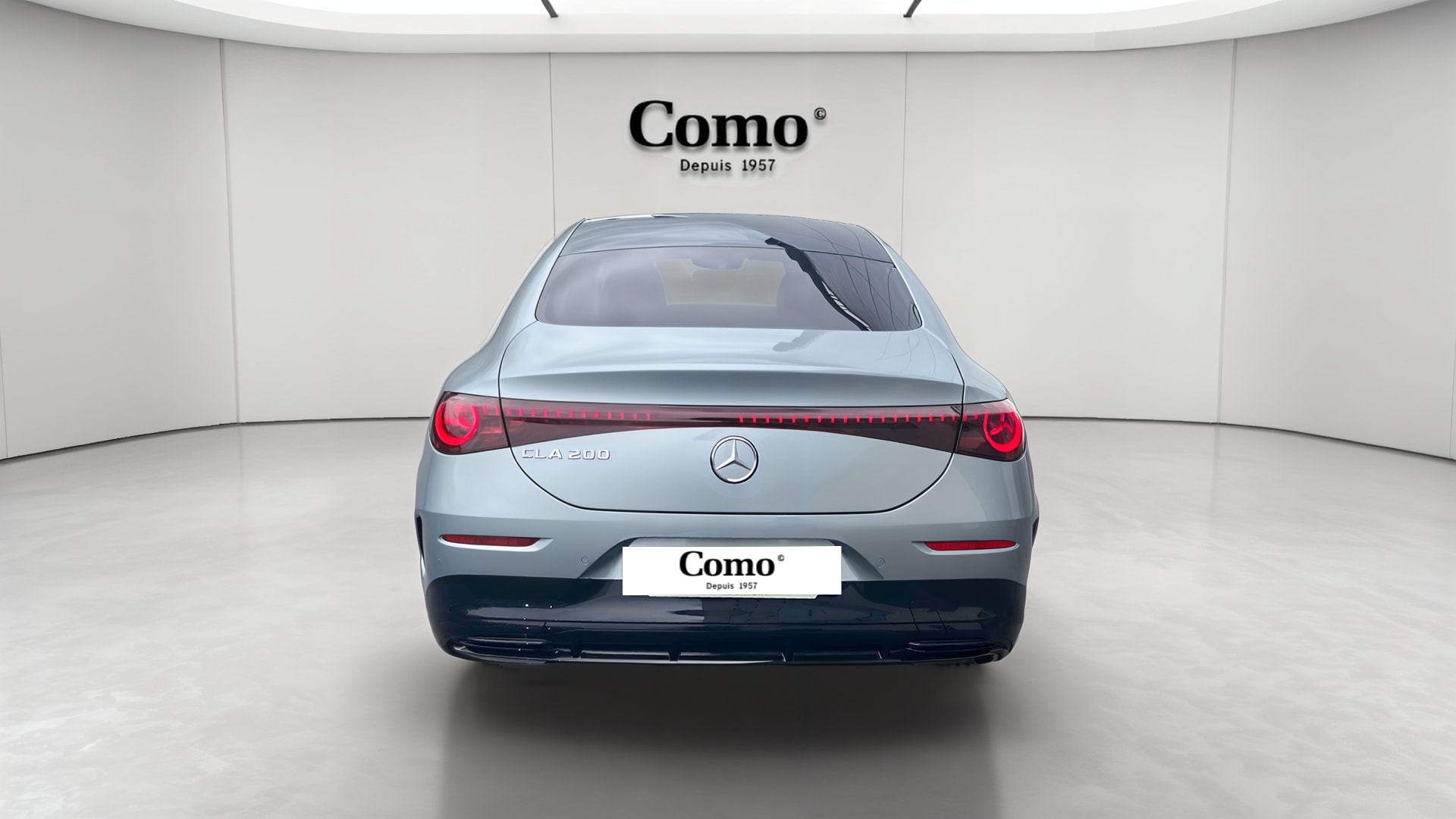 Mercedes-Benz CLA 200 8F-eDCT AMG Line — Face arrière