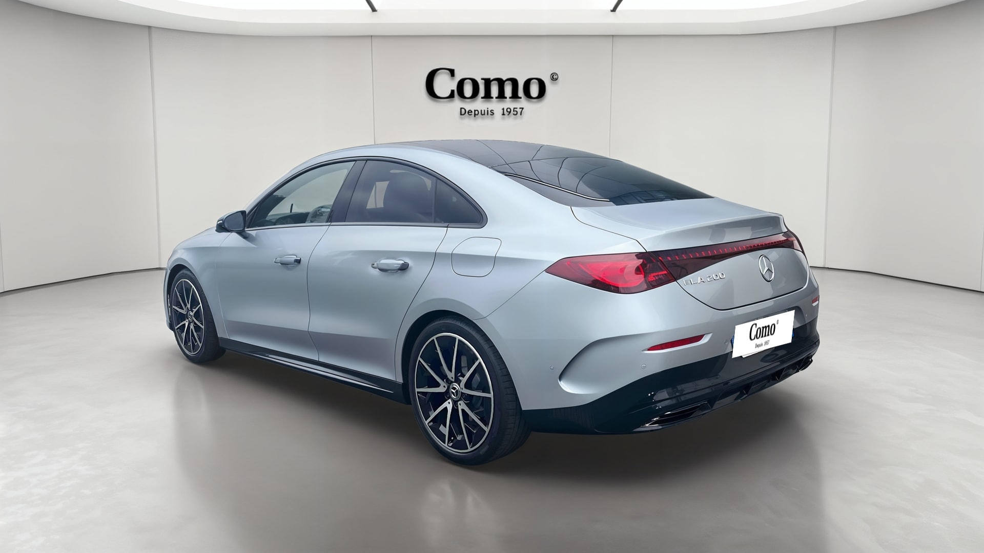 Mercedes-Benz CLA 200 8F-eDCT AMG Line — 3/4 arrière gauche
