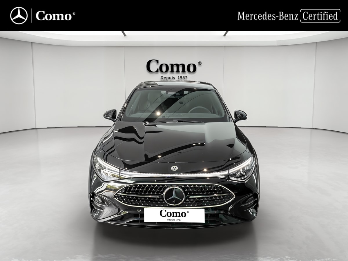 Mercedes-Benz CLA 200 8F-eDCT AMG Line — Face avant