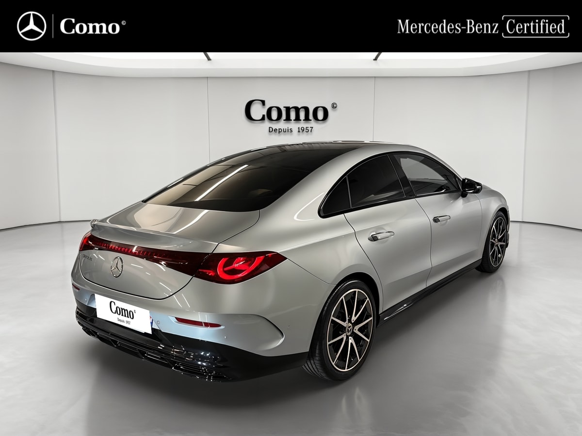 Mercedes-Benz CLA 200 8F-eDCT AMG Line — 3/4 arrière droit