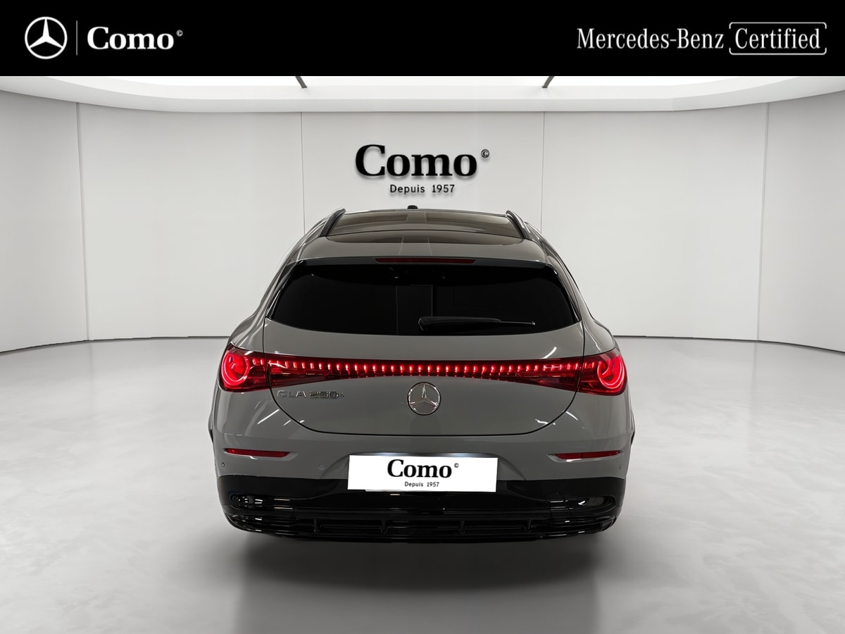 Mercedes-Benz CLA Shooting Brake 250+ avec technologie EQ AMG Line — Face arrière