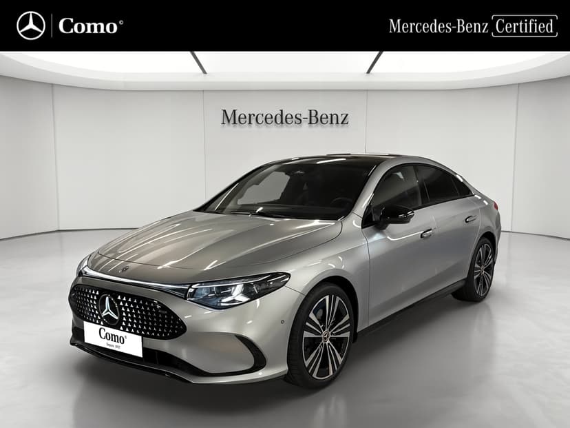 Mercedes-Benz CLA 250+ avec technologie EQ AMG Line — 3/4 avant gauche