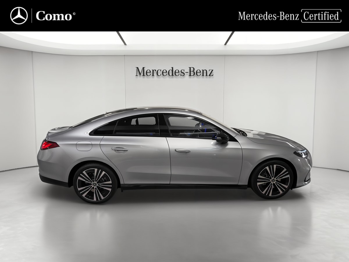 Mercedes-Benz CLA 250+ avec technologie EQ AMG Line — Profil droit