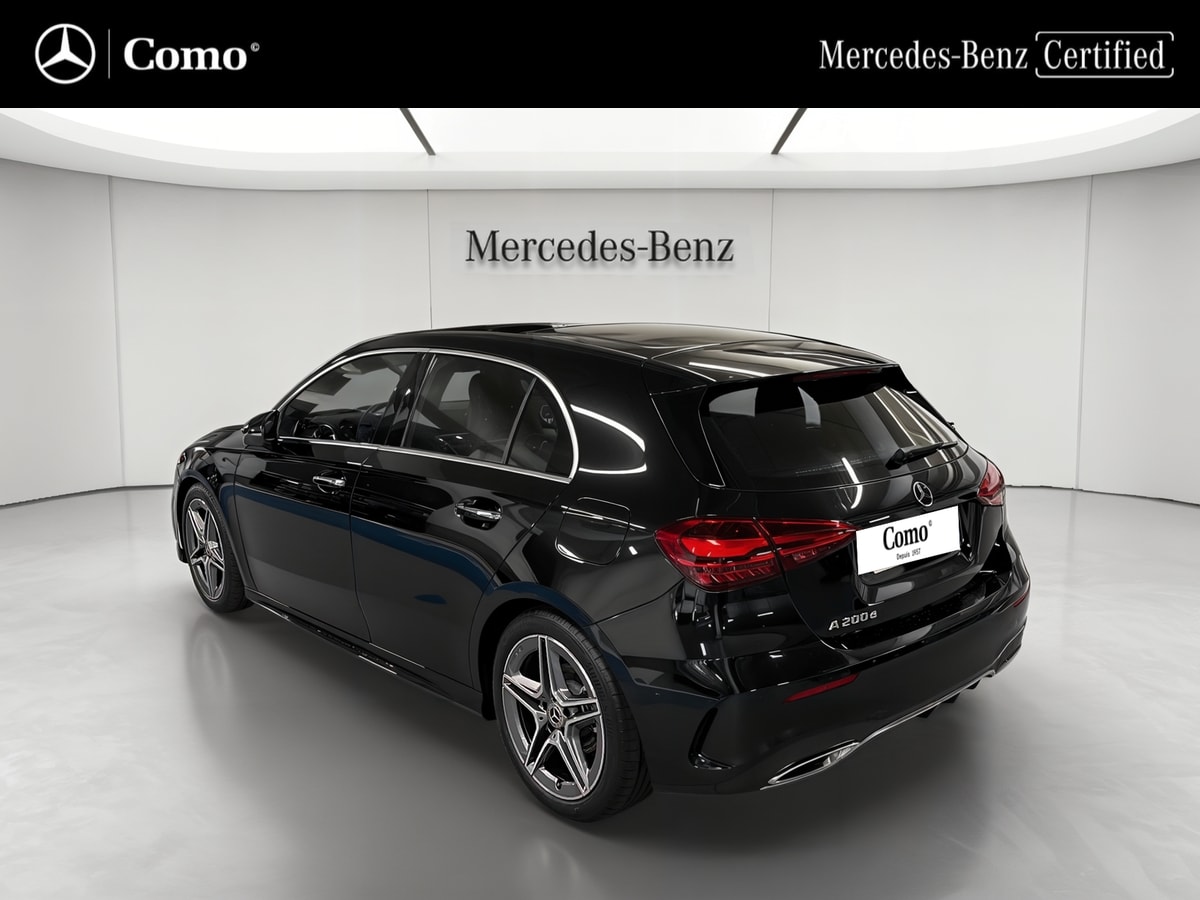 Mercedes-Benz Classe A 200 d AMG Line — 3/4 arrière gauche