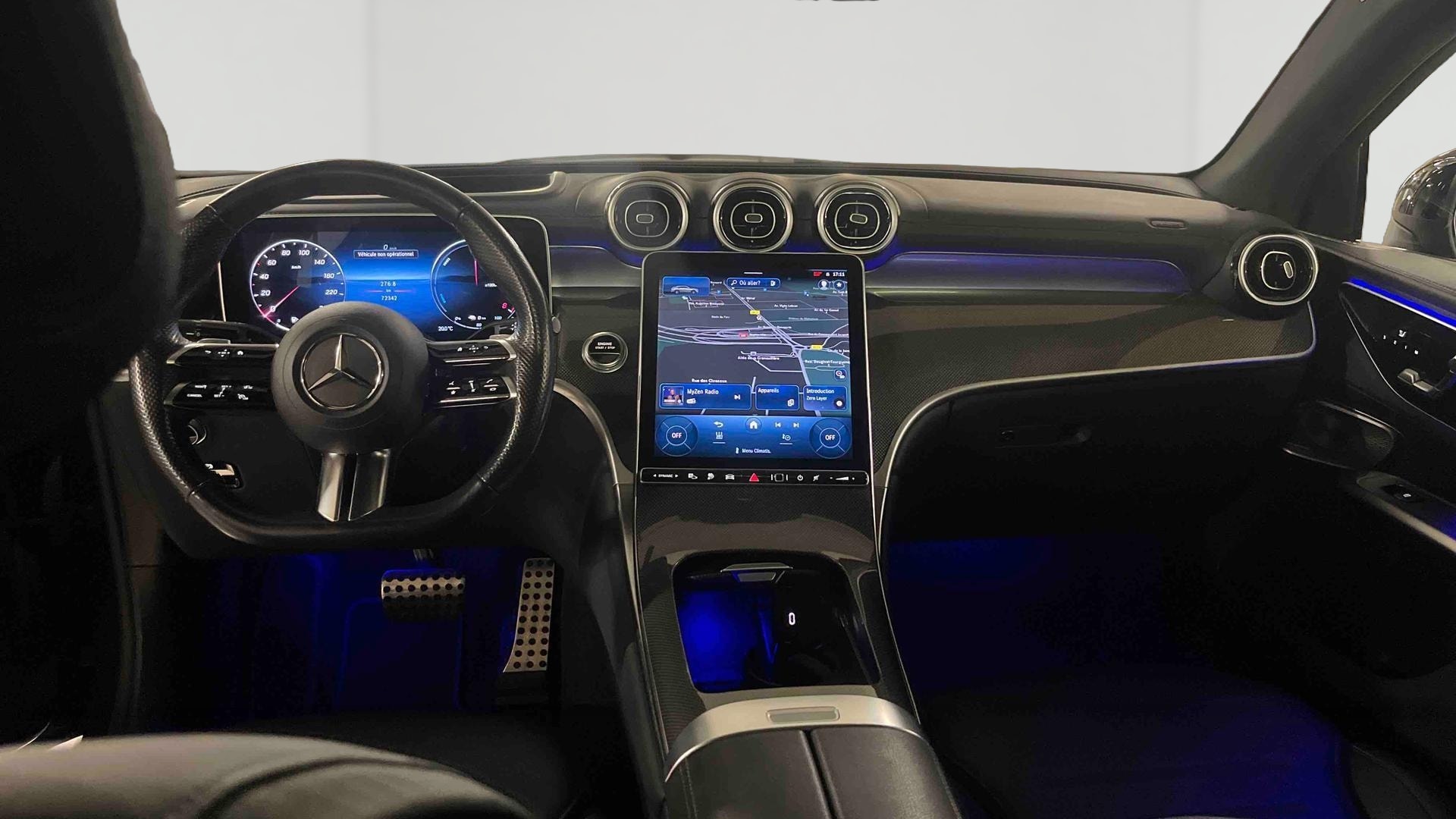 Mercedes-Benz GLC Coupe 400 e 9G-Tronic 4Matic AMG Line — Planche de bord