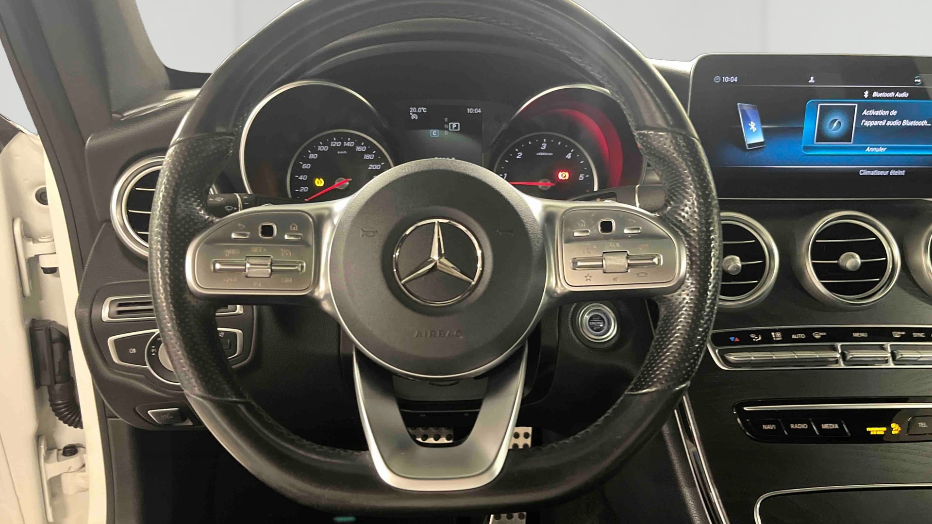 Mercedes-Benz Classe C Coupé 220 d 9G-Tronic AMG Line — Poste de pilotage