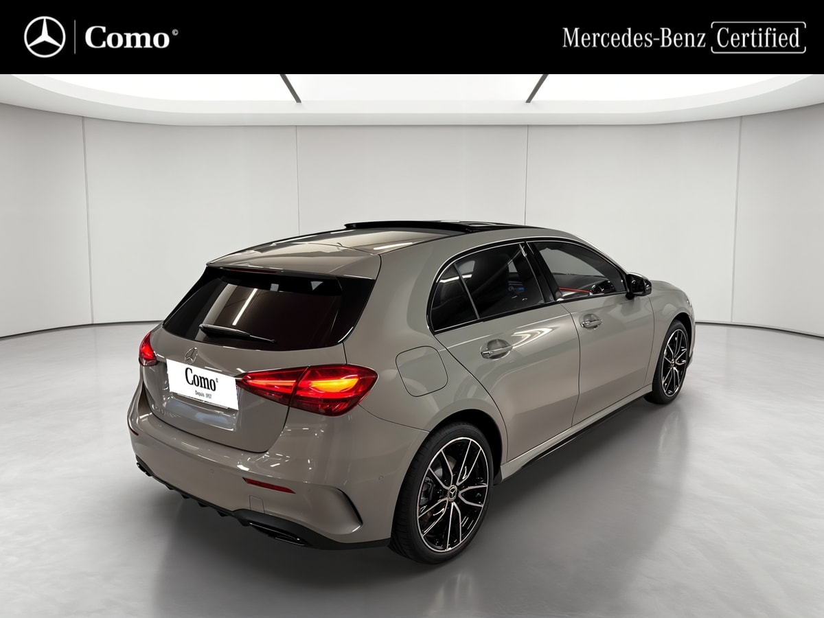 Mercedes-Benz Classe A 250 e Hybrid EQ AMG Line — 3/4 arrière droit