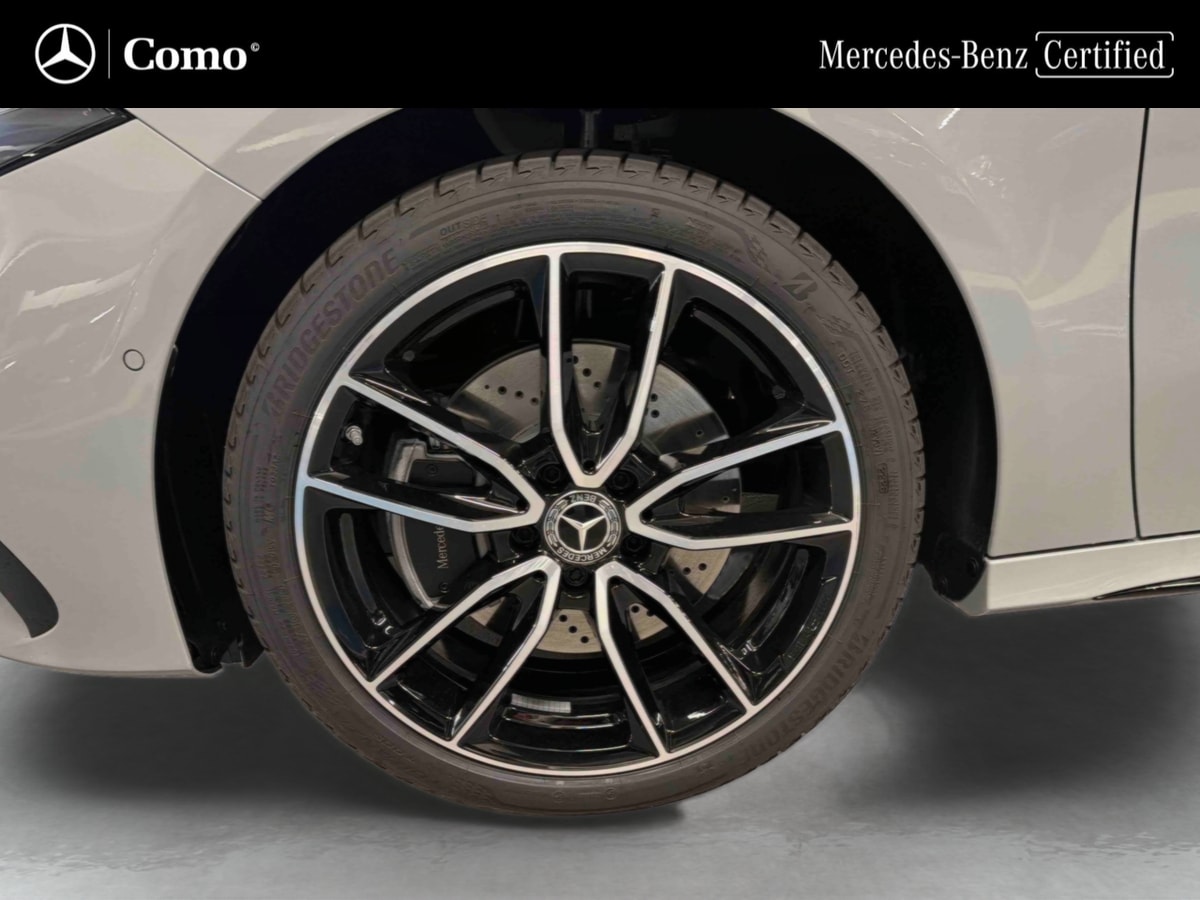 Mercedes-Benz Classe A 250 e Hybrid EQ AMG Line — Pneu avant gauche