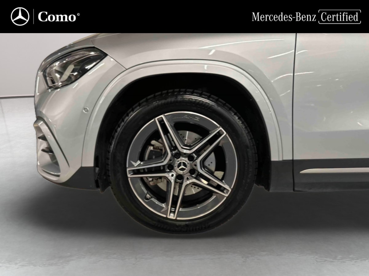 Mercedes-Benz GLA 200 7G-DCT AMG Line — Pneu avant gauche
