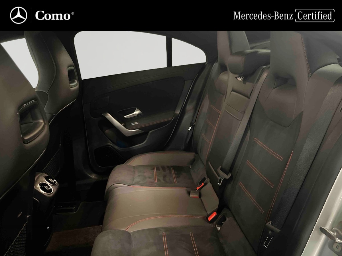 Mercedes-Benz CLA Coupé 200 7G-DCT AMG Line — Siège arrière gauche