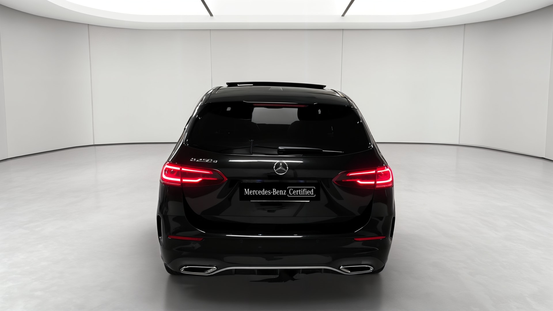 Mercedes-Benz Classe B 250 e 8G-DCT AMG Line Edition — Face arrière