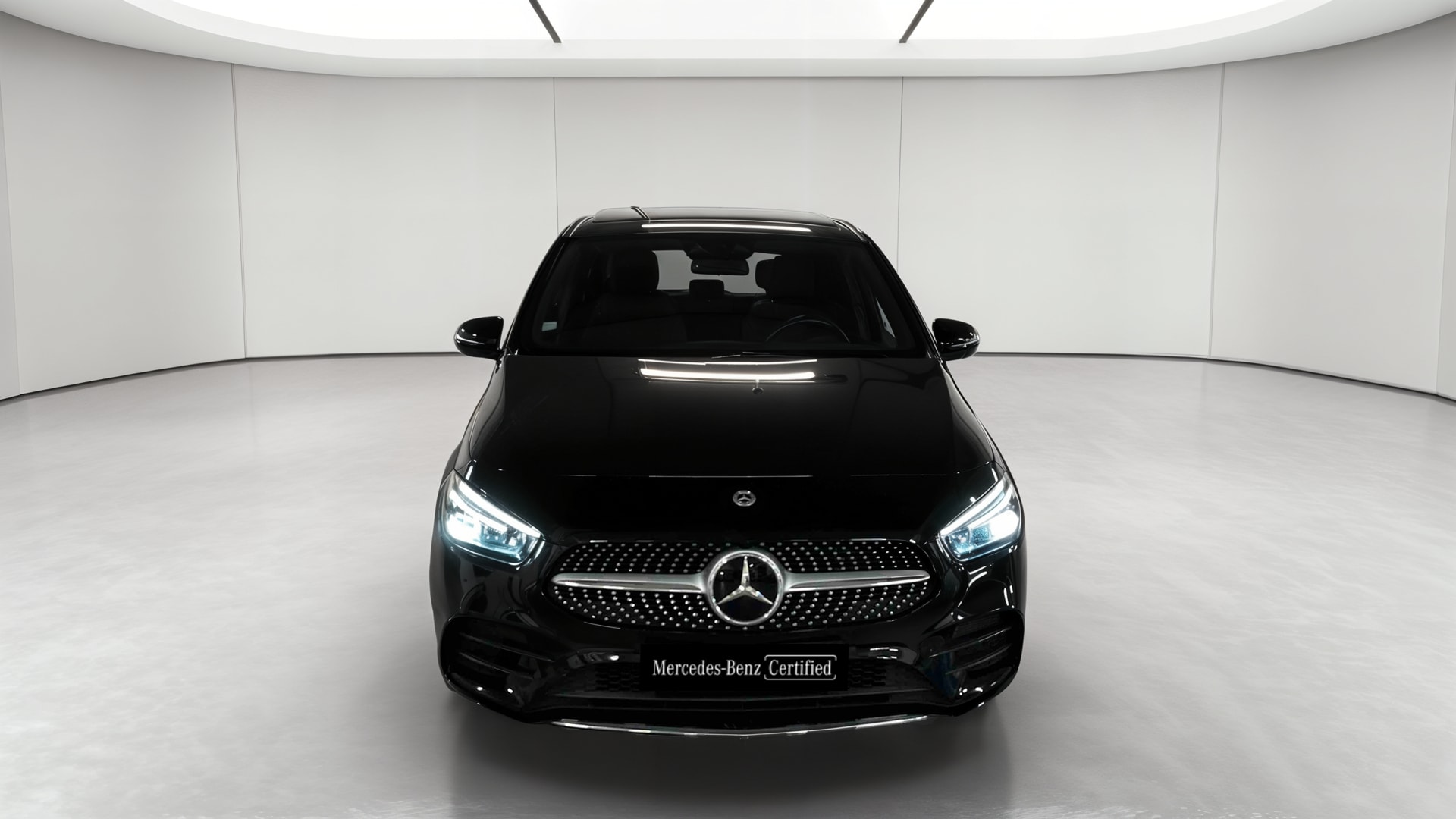 Mercedes-Benz Classe B 250 e 8G-DCT AMG Line Edition — Face avant