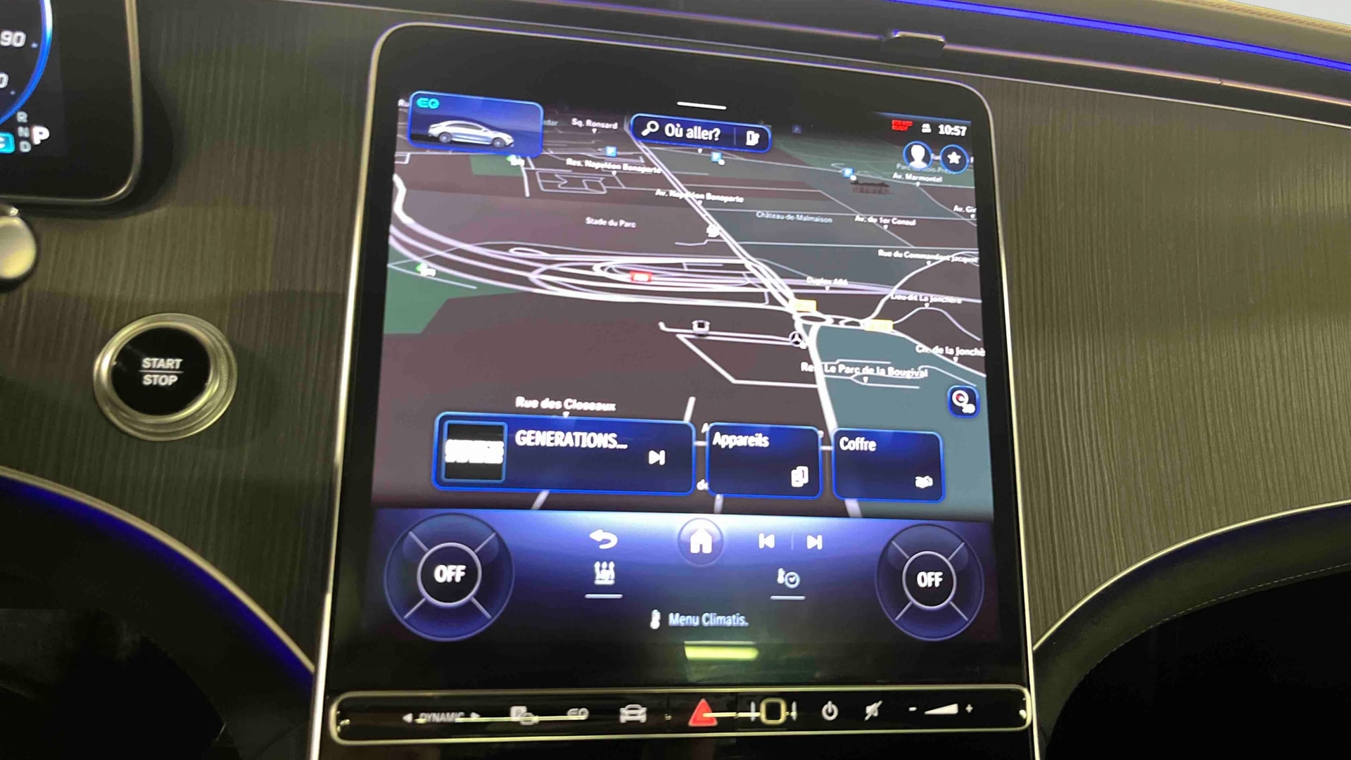 Mercedes-Benz EQE 350 AMG Line — photo 16