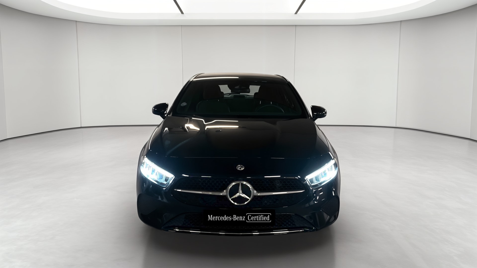Mercedes-Benz Classe A 180 7G-DCT Progressive Line — Face avant