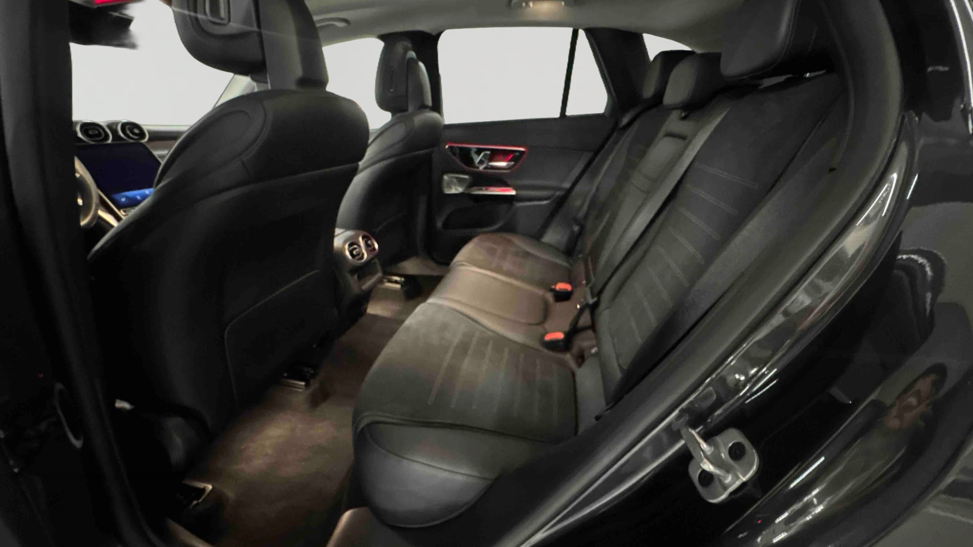 Mercedes-Benz GLC 300 e 9G-Tronic 4Matic AMG Line — Siège arrière gauche