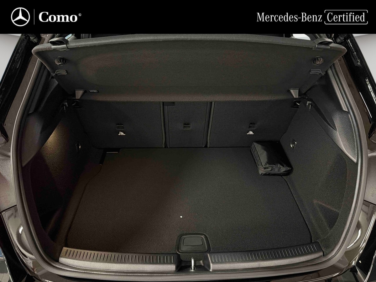 Mercedes-Benz Classe A 180 AMG Line — Coffre