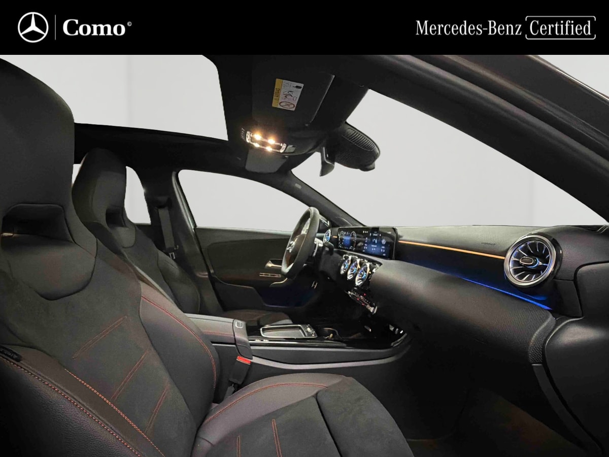 Mercedes-Benz Classe A 250 e Hybrid EQ AMG Line — Poste de pilotage